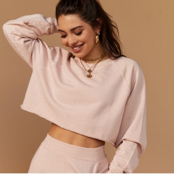Tan + Lines Sivan Ayla Women L Blush Pink Crew Neck Cropped Palisades Sweatshirt - Picture 1 of 9